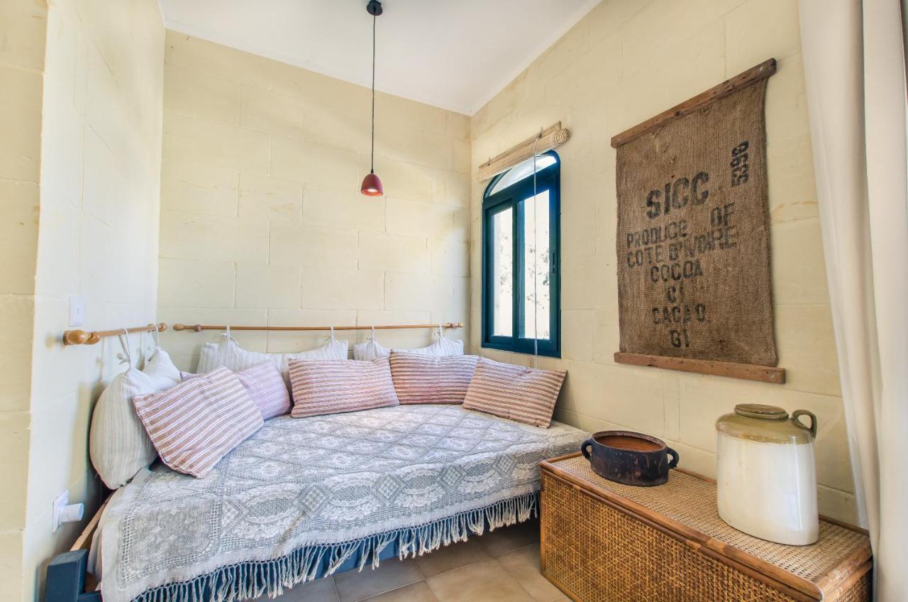 Apartment 'feel@home' Retro Designer 30sec From