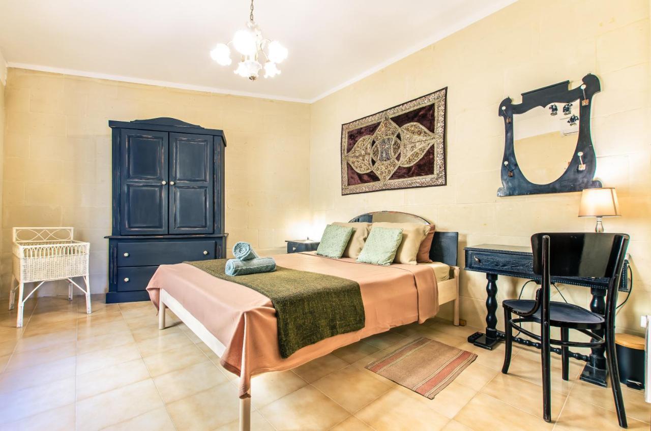 Apartment 'feel@home' Retro Designer 30sec From *